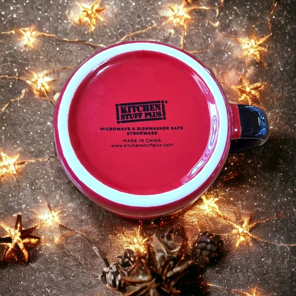 Kitchen Stuff Plus Durable Stoneware Christmas Mug - Picture 5 of 7